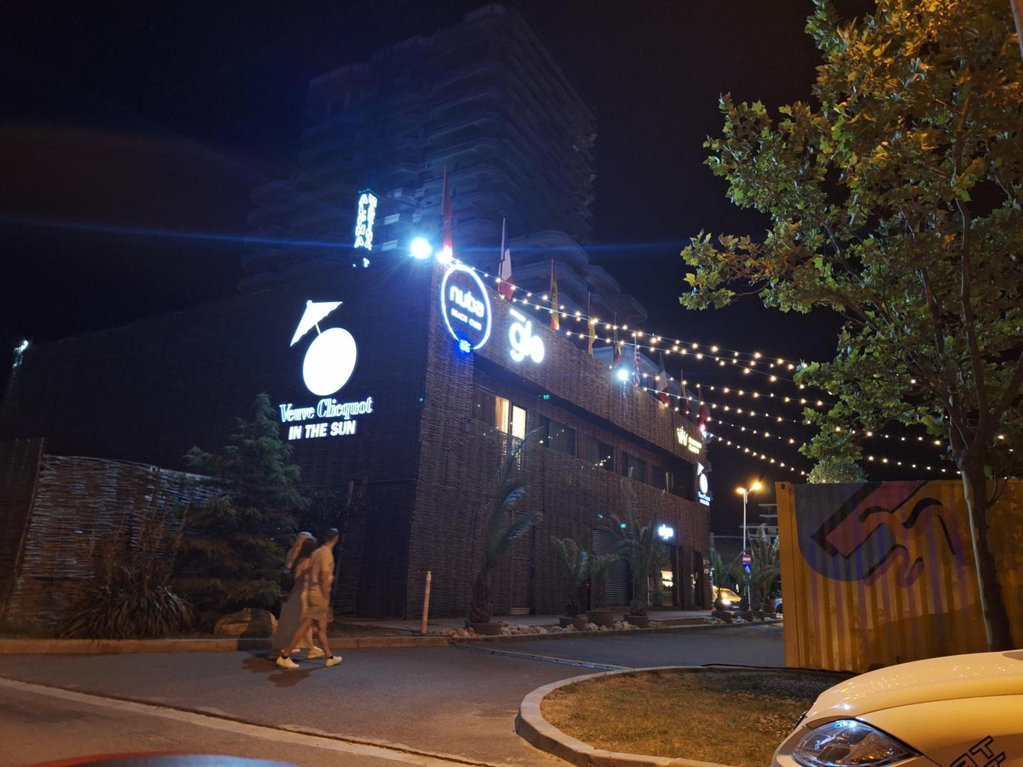 Elysse Sunrise Apartment 마마이아 외부 사진